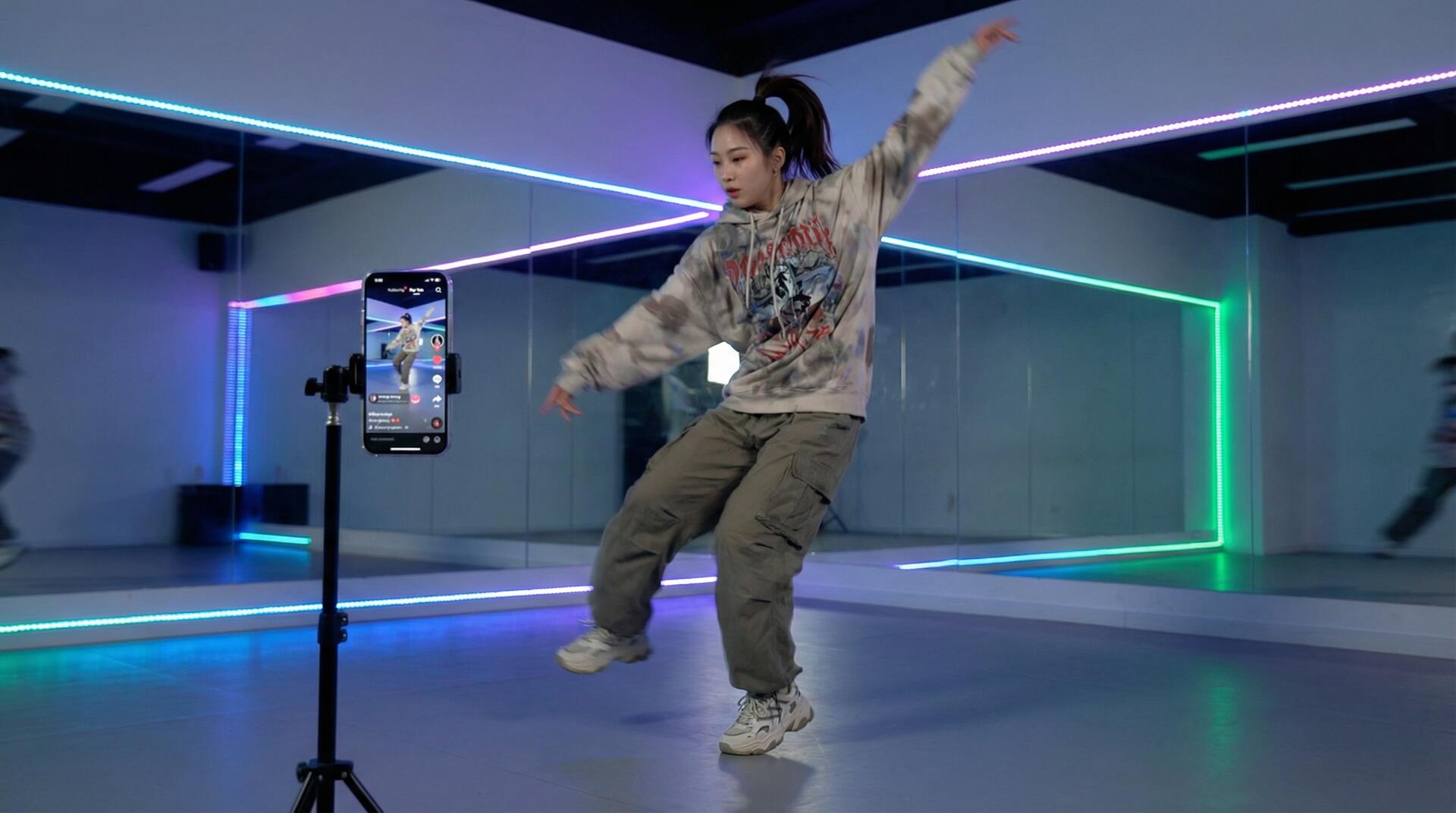 大象传媒舞蹈视频